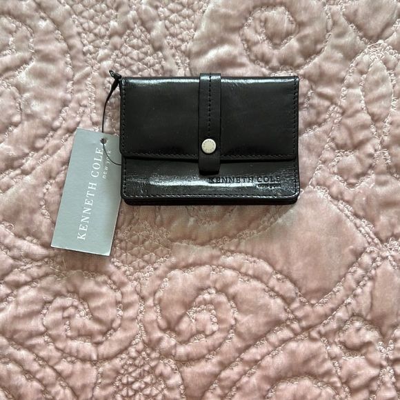 Kenneth Cole New York Handbags - Kenneth Cole small wallet black leather